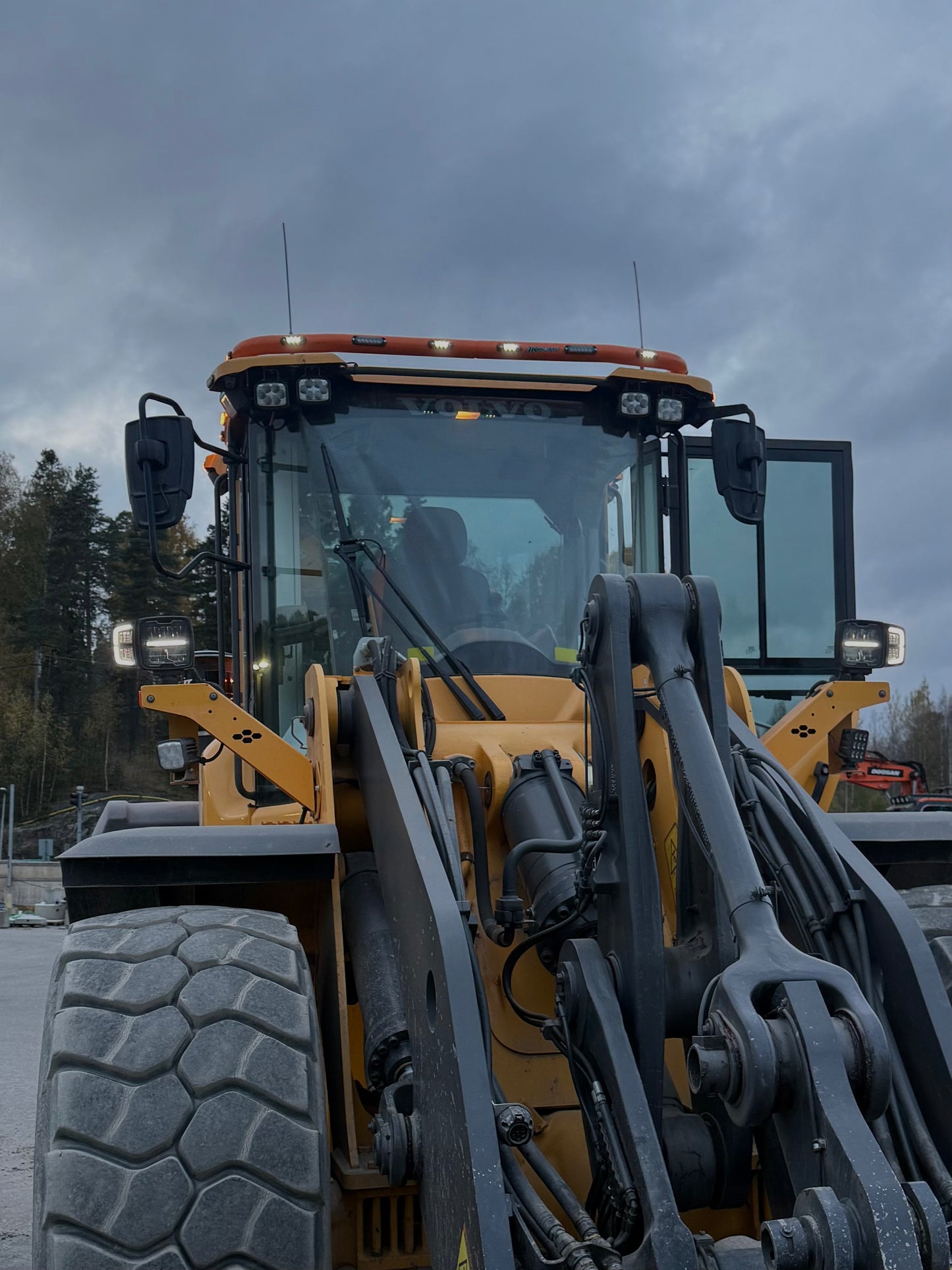 Valoteline katolle Volvo L60-350G/H