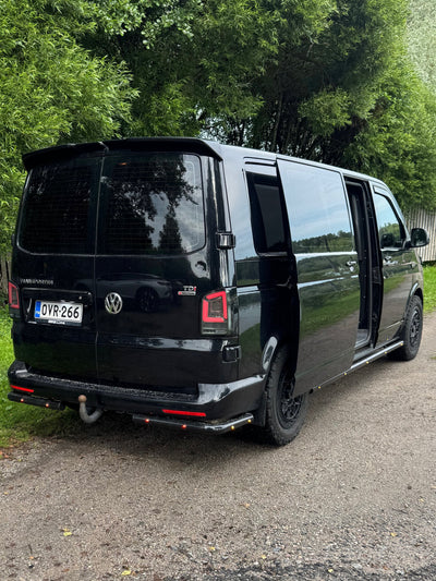 Takapuskurin kulmaputket 60 mm – VW Transporter T5/T5.1/T6/T6.1
