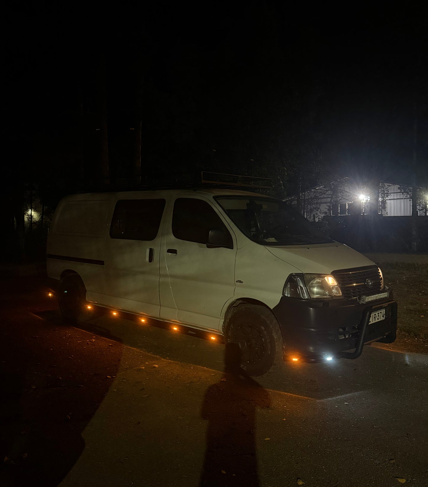 Toyota Hiace 60mm etukulmaputket 1996-2013