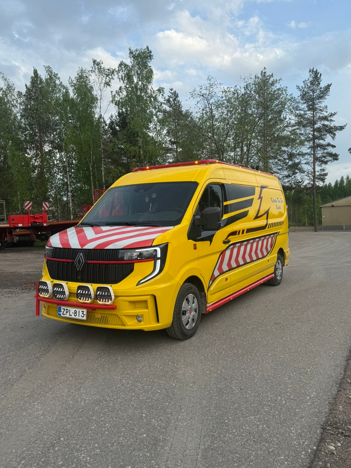 Renault Master / Nissan Interstar (2024-) L3 suorat 76mm kylkiputket