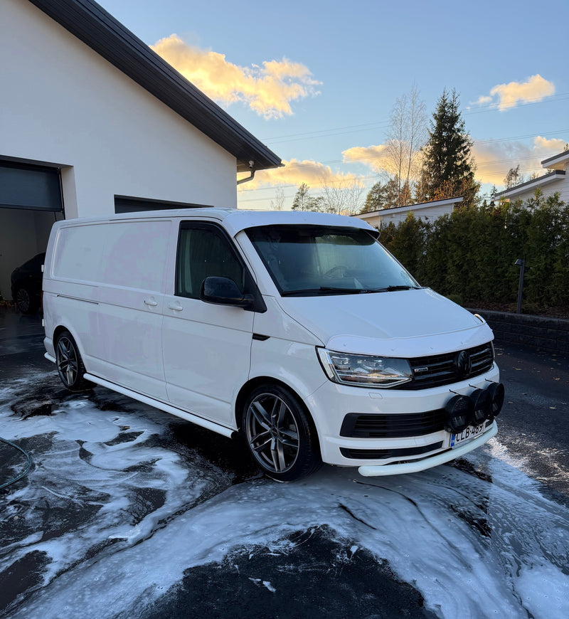 Straight Side Bars 60mm VW T5 / 5.1 / 6 / 6.1 -LWB