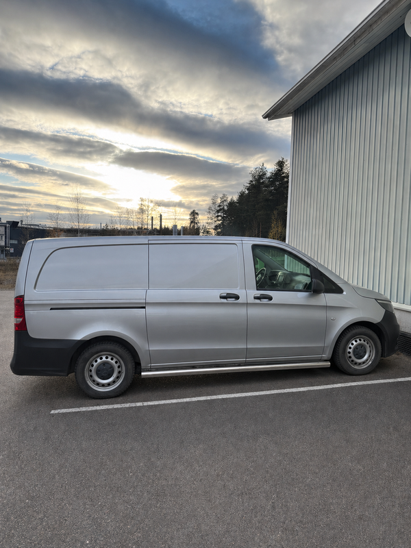 Suorat kylkiputket 76mm MB Vito / V-sarja W447 2014-> (Pitkä akseliväli)
